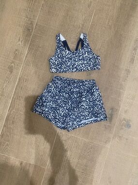 Old Navy Navy and White Girls' Active Matching Set - Sports Bra & Shorts